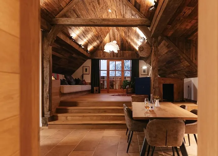 Novak -modern Barn Loft Daire *